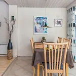 5 Person Holiday In Henne Nyaraló